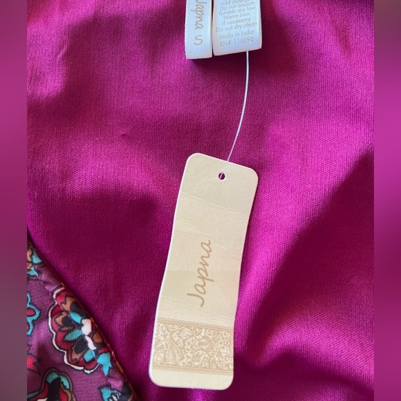 Japna Elegant Paisley Wrap Dress - Picture 7 of 11